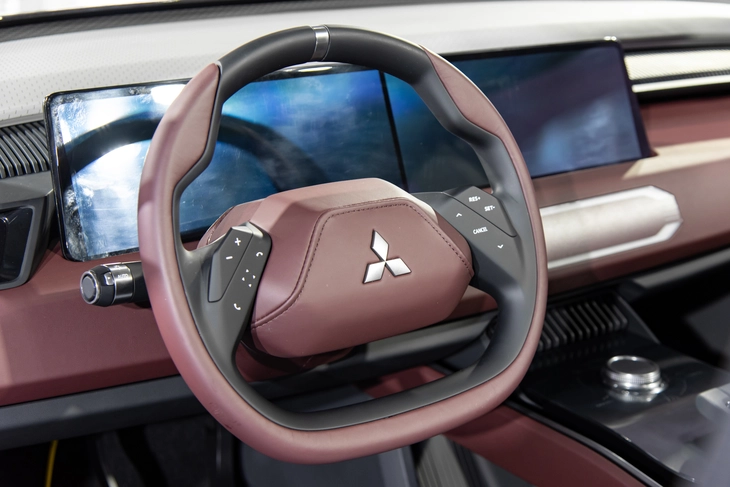 Mitsubishi DST Concept - Ảnh 14.