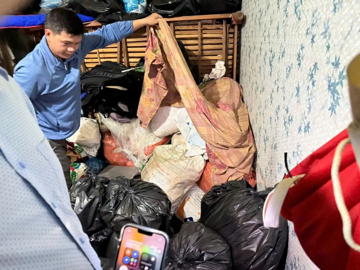 Bắt hai nghi phạm vận chuyển, tàng trữ gần 1,4 tấn thuốc nổ ở Quảng Ngãi - Ảnh 3.