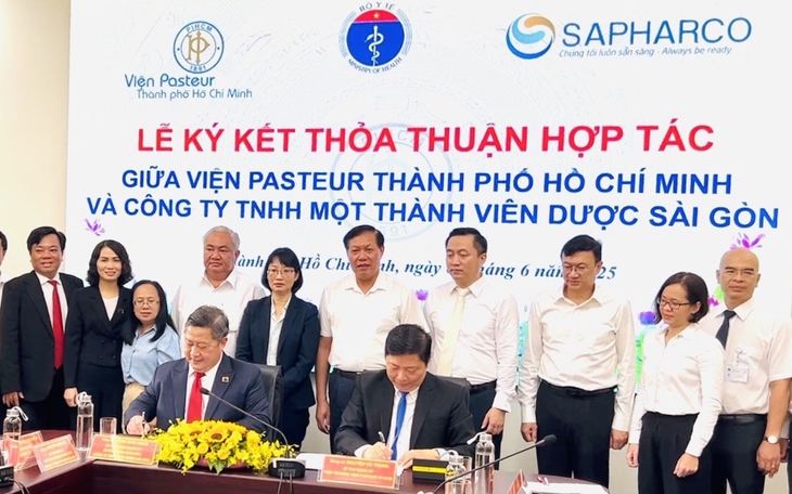Viện Kiểm nghiệm thuốc TP.HCM và Sapharco hợp tác nghiên cứu, phát triển dược phẩm - Ảnh 3.