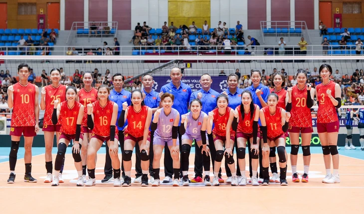 Dùng đội hình 2, bóng chuyền nữ Việt Nam vẫn thắng áp đảo ngày ra quân AVC Nations Cup - Ảnh 1.