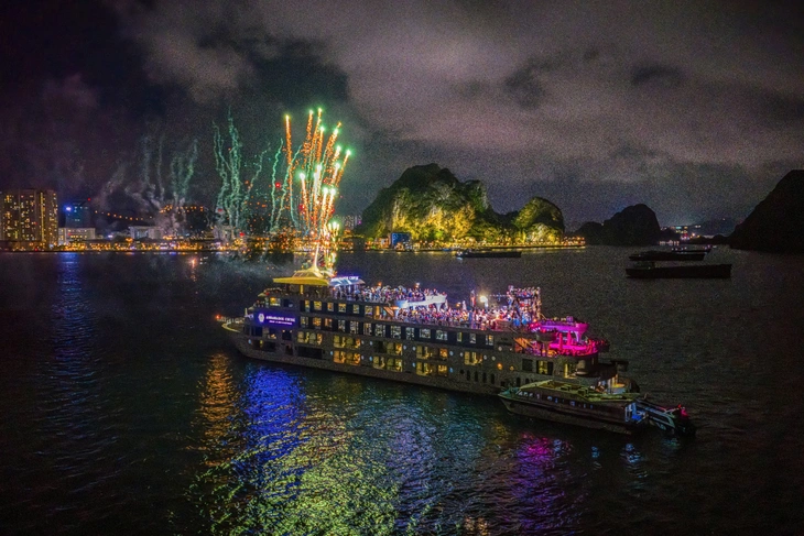 Du lịch Quảng Ninh đến lúc cần một cuộc ‘đại tu’? - Ảnh 3. Du lịch Quảng Ninh - Ảnh 3.