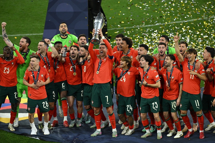 Ronaldo ghi bàn, Bồ Đào Nha vô địch thuyết phục UEFA Nations League