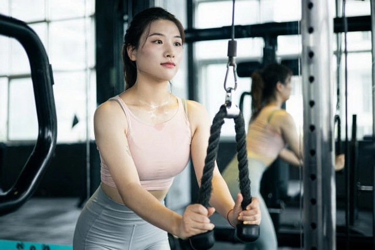 Những thói quen tập luyện sai lầm cần từ bỏ - Ảnh 1.