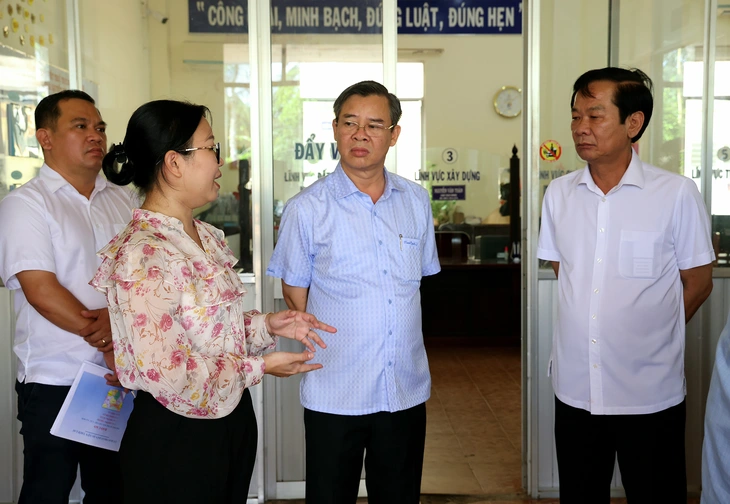 Chủ tịch Cần Thơ: ‘100% phường xã mới đi vào hoạt động từ 1-7 không gặp cản trở nào’ Chủ tịch Cần Thơ: ‘100% phường xã mới đi vào hoạt động từ 1-7 không gặp cản trở nào’