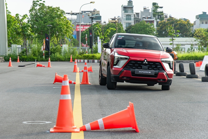 Vắt sức Mitsubishi Xforce leo dốc cao 8 mét và loạt bài thử ra trò, lại còn free tại Hà Nội- Ảnh 23. Mitsubishi - Ảnh 23.
