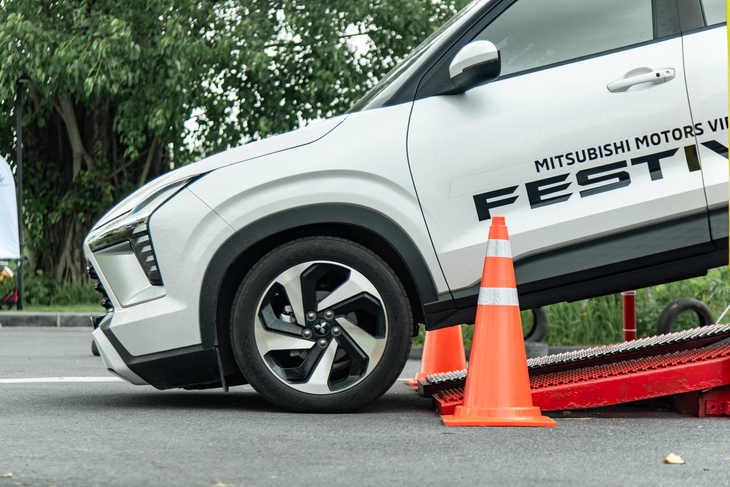 Vắt sức Mitsubishi Xforce leo dốc cao 8 mét và loạt bài thử ra trò, lại còn free tại Hà Nội- Ảnh 21. Mitsubishi - Ảnh 21.
