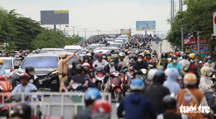 đường dẫn cao tốc - Ảnh 1.