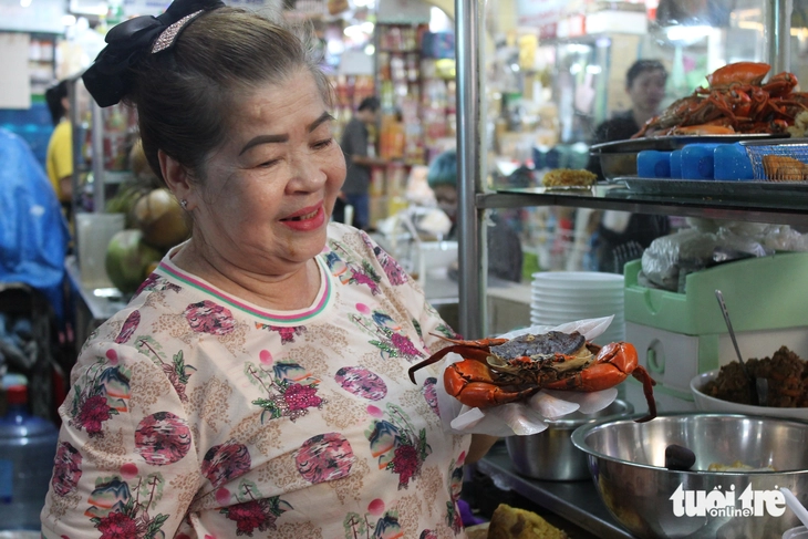 Bánh canh cua Châu Lan giá lên đến 120.000 đồng một tô có gì đặc biệt? - Ảnh 3. bánh canh cua - Ảnh 3.