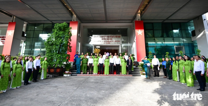 Chào cờ đầu tiên ở phường Xuân Hòa, nơi Tổng Bí thư Tô Lâm đặt hàng xây dựng phường kiểu mẫu- Ảnh 1. phường Xuân Hòa - Ảnh 1.