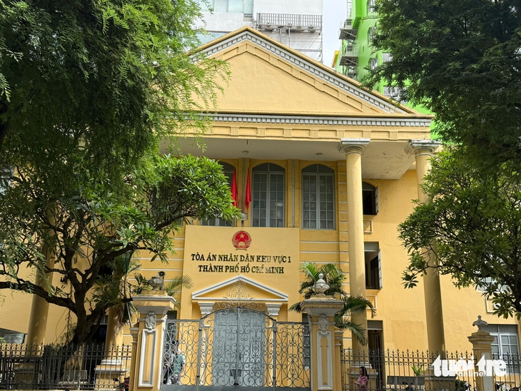 Từ 1-7 người dân TP.HCM liên hệ các tòa khu vực ở đâu?- Ảnh 1. Từ hôm nay 1-7, người dân TP.HCM liên hệ các tòa án 19 khu vực ở đâu? - Ảnh 1.