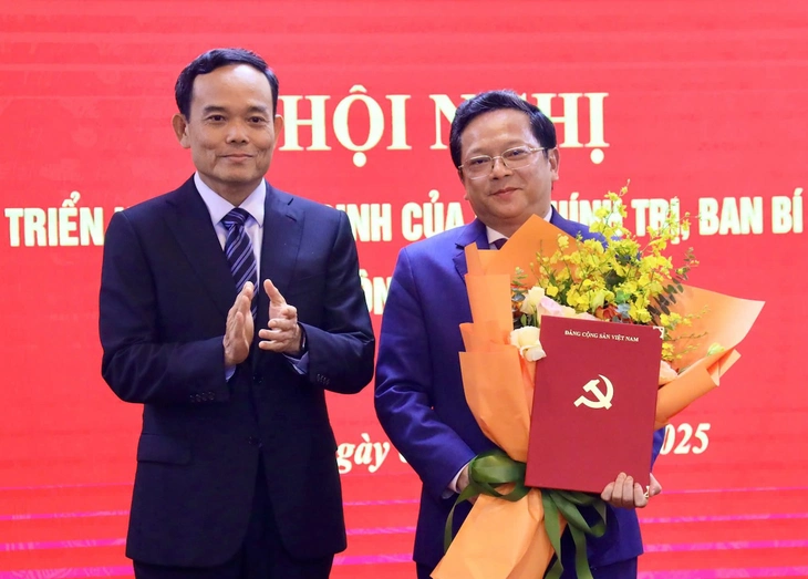 Các ông Nguyễn Anh Tuấn, Nguyễn Đức Hiển làm phó Ban Chính sách, chiến lược Trung ương - Ảnh 2.