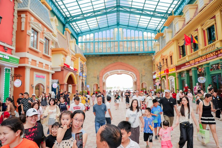 Vinhomes Royal Island - Ảnh 3.