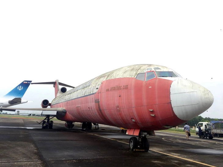 Giao máy bay Boeing bị bỏ rơi tại sân bay Nội Bài cho Học viện Hàng không làm giáo cụ Giao máy bay Boeing bị bỏ rơi tại sân bay Nội Bài cho Học viện Hàng không làm giáo cụ
