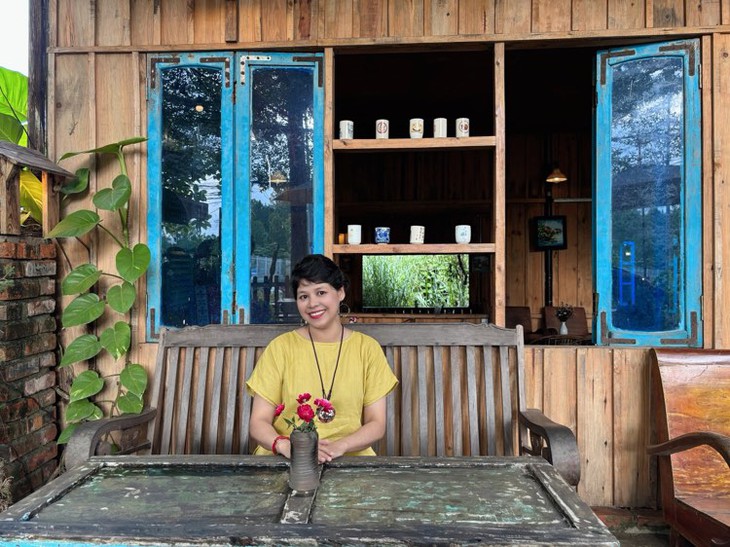 Nhớ 'thịt gà bóp', tré Huế chua cay, hũ mắm thính của ngoại và mạ - Ảnh 1. tré Huế - Ảnh 1.