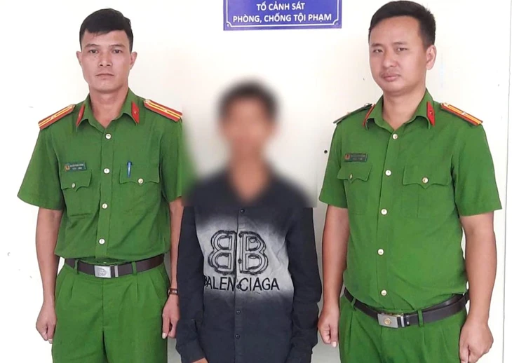 Công an cảnh báo thủ đoạn chuyển khoản lấy tiền mặt nhằm vào cửa hàng kinh doanh Công an cảnh báo thủ đoạn chuyển khoản lấy tiền mặt nhằm vào cửa hàng kinh doanh