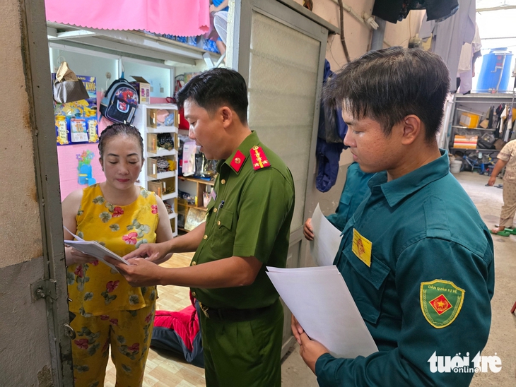 Phường Phú Thuận ra quân kiểm tra, tuyên truyền an toàn phòng cháy chữa cháy tại nhà trọ, chung cư - Ảnh 3.