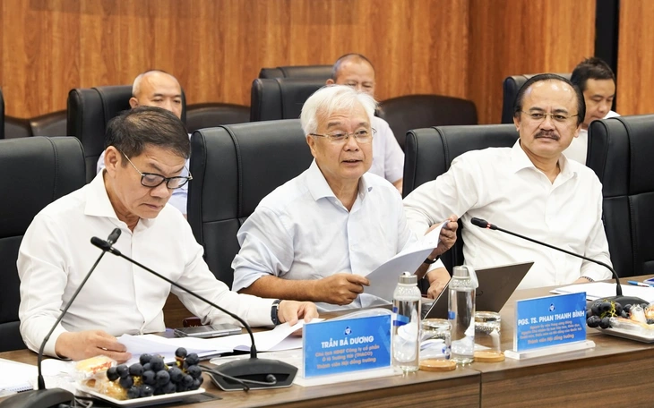 Đa số thành viên của hội đồng trường vẫn là 'người của hiệu trưởng' - Ảnh 2.
