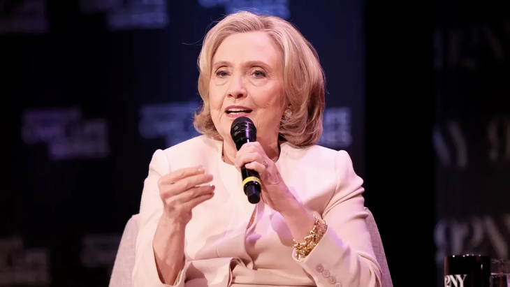 Kiểm chứng tin đồn bà Hillary Clinton cung cấp uranium cho Iran Kiểm chứng tin đồn bà Hillary Clinton cung cấp uranium cho Iran