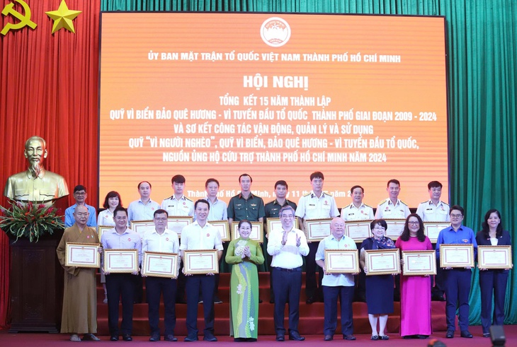 TP.HCM vận động hơn 550 tỉ đồng Quỹ ‘Vì biển đảo quê hương – Vì tuyến đầu Tổ quốc’ trong 15 năm