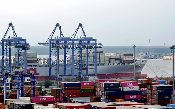 Khai phá sức mua của 'siêu đô thị' TP.HCM - Ảnh 2.