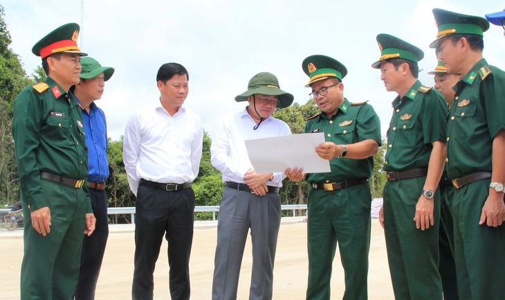 hàng giả - Ảnh 1.