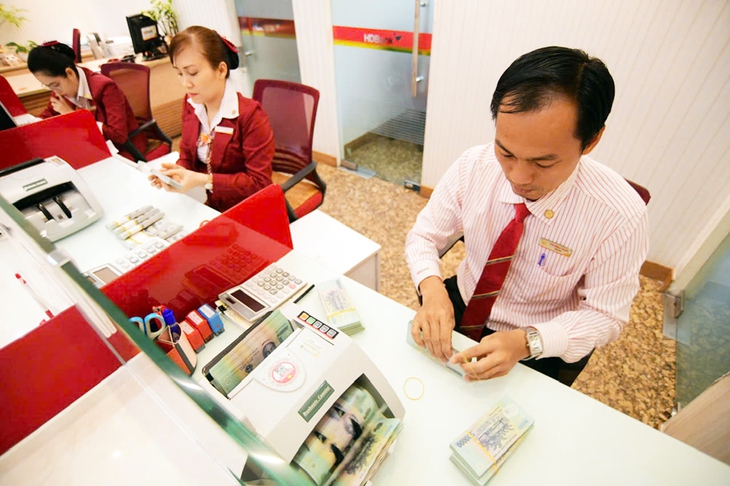 Room tín dụng: bỏ nhưng không thả nổi - Ảnh 1. room tín dụng - Ảnh 1.