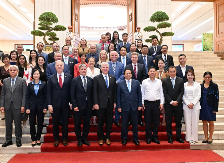Thủ tướng đề nghị doanh nghiệp Mỹ đồng hành để Việt - Mỹ sớm đạt thỏa thuận cụ thể về thuế quan - Ảnh 3.