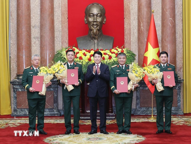Thượng tướng Trịnh Văn Quyết được thăng quân hàm đại tướng - Ảnh 4.