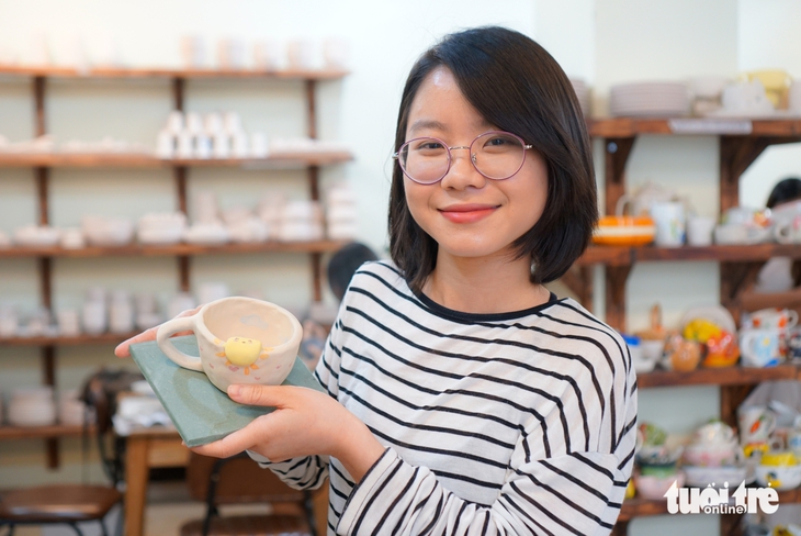 Mở hầu bao làm gốm thủ công, chữa lành giữa lòng thành phố - Ảnh 1. chữa lành - Ảnh 1.