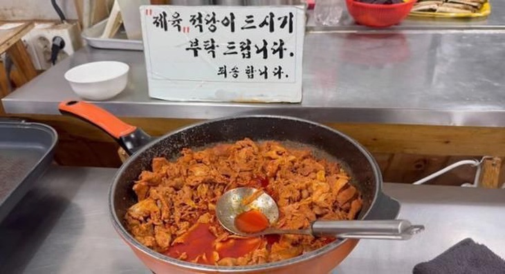 buffet - Ảnh 2.