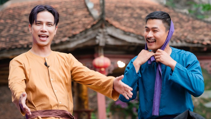 Màn hát xẩm chấn động của Bố ơi, mình đi đâu thế? - Ảnh 1. Bố ơi, mình đi đâu thế? - Ảnh 1.