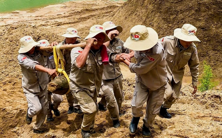 Hành trình 30 năm vợ chồng Mỹ gieo mầm hòa bình tại Quảng Trị - Ảnh 3.