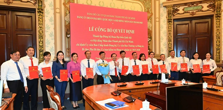 Ông Võ Văn Minh giữ chức bí thư Đảng ủy Đoàn đại biểu Quốc hội và HĐND TP.HCM - Ảnh 1.