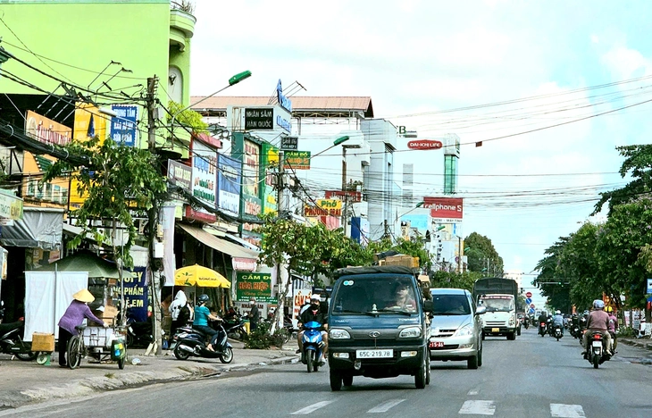 ‘Hết hồn’ với số tiền dư hơn 3.000 tỉ, gần nửa tổng vốn dự án nâng cấp, mở rộng quốc lộ 91 - Ảnh 1.