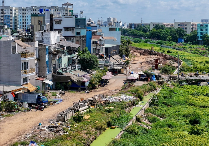 kênh Tham Lương - Ảnh 1.