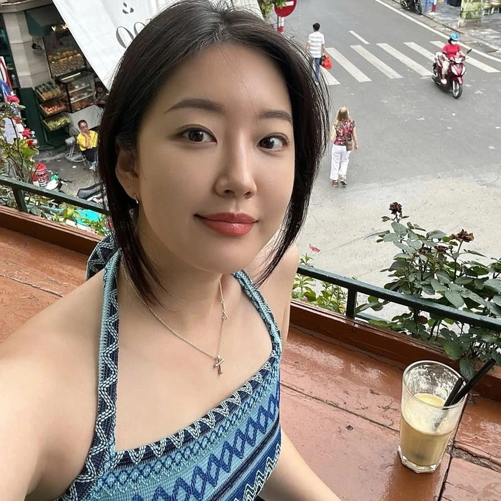 Nữ YouTuber Hàn kêu oan sau khi bị nhầm là du khách đánh cô gái Việt trong tiệm photobooth - Ảnh 3. photobooth - Ảnh 2.