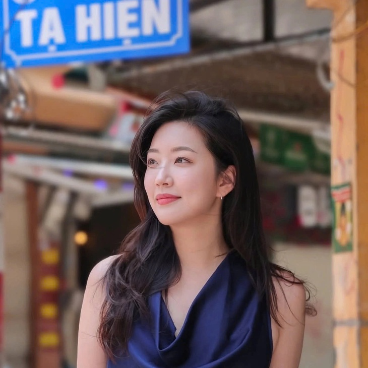 Nữ YouTuber Hàn kêu oan khi bị nhầm là du khách đánh cô gái Việt trong tiệm photobooth - Ảnh 1.