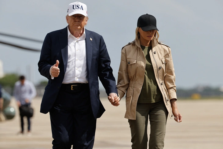 bà Melania - Ảnh 1.