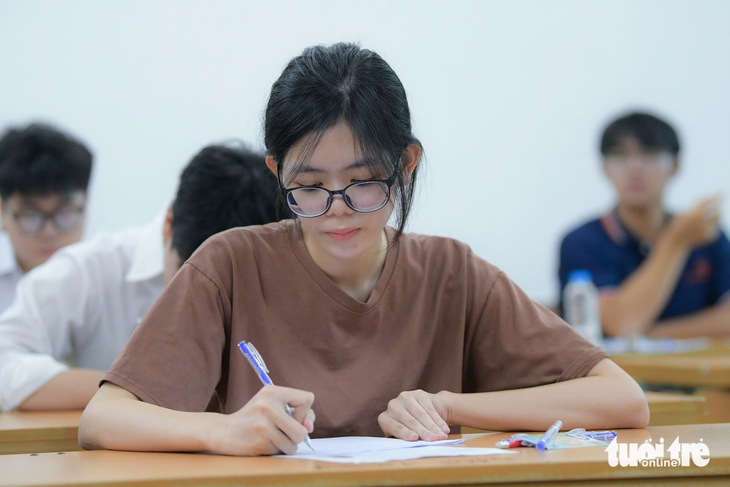 phổ điểm - Ảnh 1.