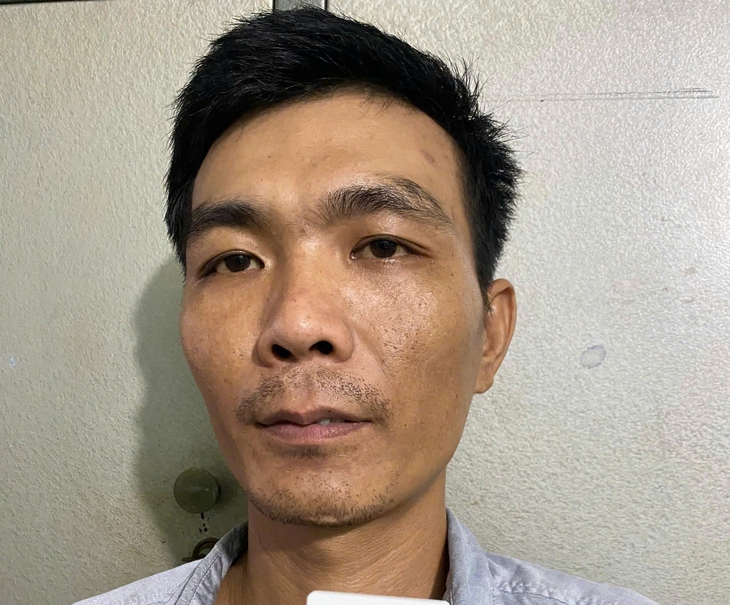 Bắt khẩn cấp kẻ tát liên tiếp người phụ nữ đang ôm con nhỏ rồi phát livestream trên TikTok - Ảnh 1. livestream - Ảnh 1.