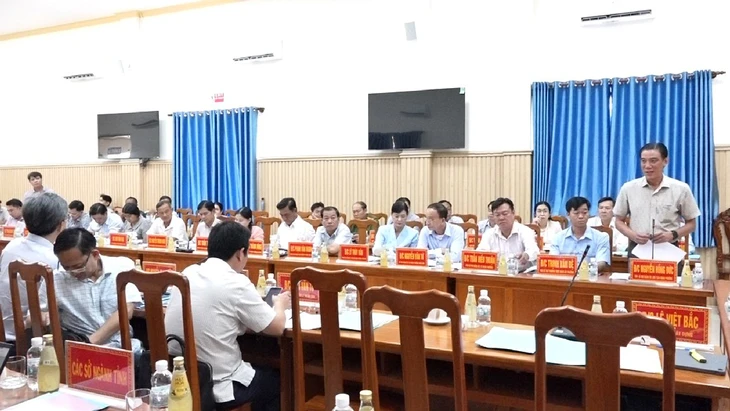 Chủ tịch An Giang: Sẽ loại cán bộ yếu kém không đủ năng lực - Ảnh 1.