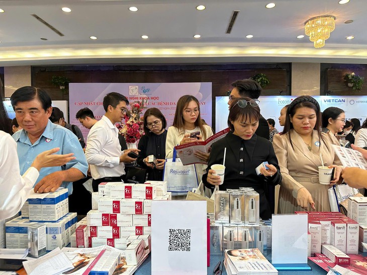 Blue Cap Cream: minh bạch thành phần để cạnh tranh - Ảnh 3.