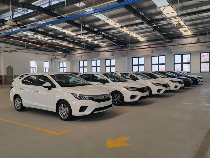 giá xe giảm - Ảnh 5.