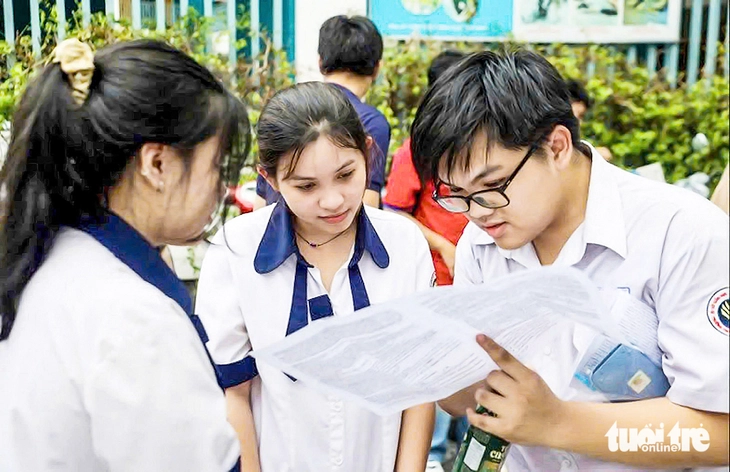 9 thí sinh đạt điểm tuyệt đối 30/30 thi tốt nghiệp THPT 2025 - Ảnh 1. điểm thi - Ảnh 1.