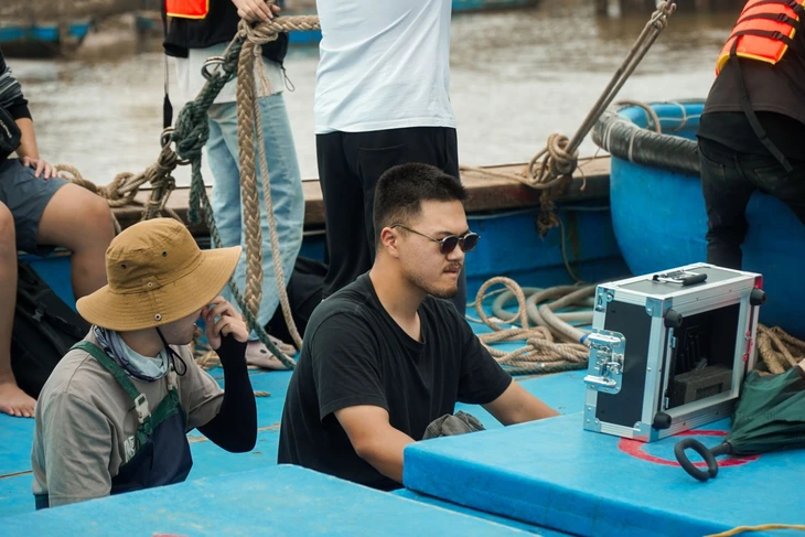 'Đàn cá gỗ' bị chê vì quá khác 'Phép màu', đạo diễn nói gì? - Ảnh 3. Đàn cá gỗ - Ảnh 2.
