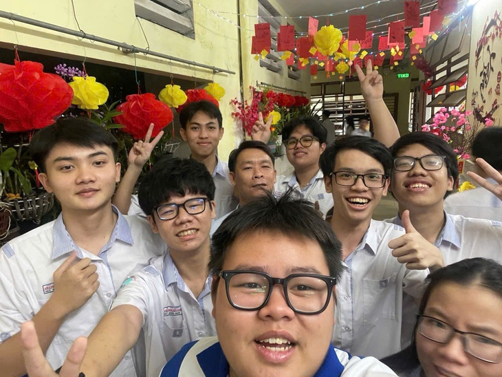 thủ khoa - Ảnh 2.