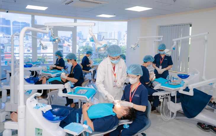 Trường đại học Quốc tế Hồng Bàng công bố điểm sàn xét tuyển 2025 - Ảnh 2.