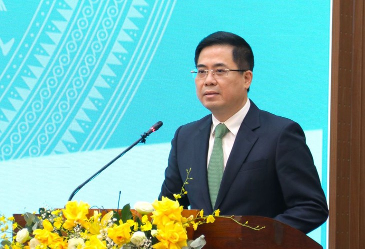 Quảng Ngãi hỗ trợ cán bộ Kon Tum 3,6 triệu/tháng để đi lại, thuê nhà - Ảnh 1.