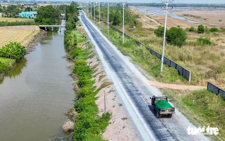 Hơn 5.591 tỉ đồng làm đường ven biển qua Đồng Tháp, kết nối liên vùng ĐBSCL - Ảnh 1. đường ven biển - Ảnh 1.