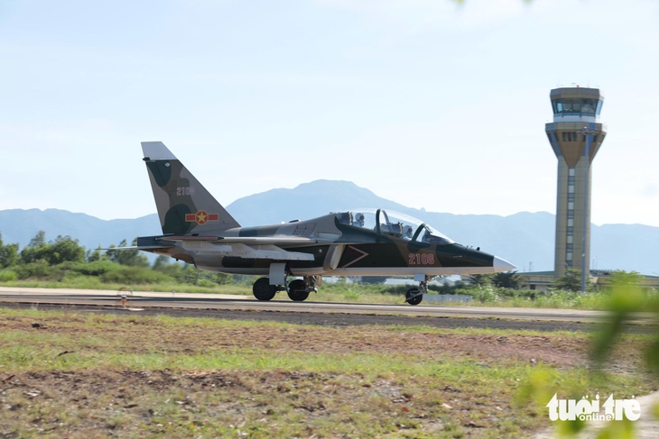 máy bay Yak-130 - Ảnh 2.